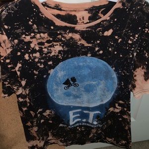 E.T bleached dye T 🖤